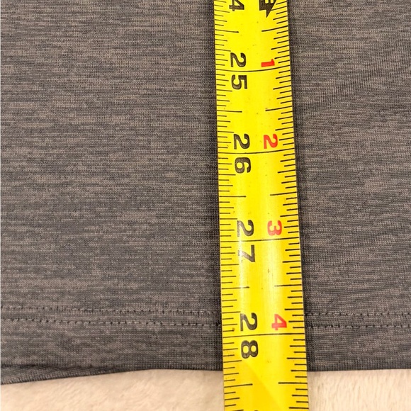 Men’s Under Armour Gray Quarter-Zip Pullover - Picture 8 of 8